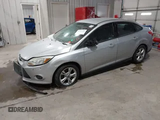 2014 Ford Focus SE with VIN 1FADP3F29EL160834, listed as a IAAI auction lot 41597552 with 118,410 mi miles. Bid and sale history available at carsss.com. Image 2.