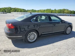 2016 Volkswagen Passat SE z VIN 1VWBT7A38GC008483, wystawiony jako Copart lot #52851805 z przebiegiem 116 672 mil mil oraz Szkody całkowita. Historia ofert i sprzedaży dostępna na DreamBid. Obrazek 3.
