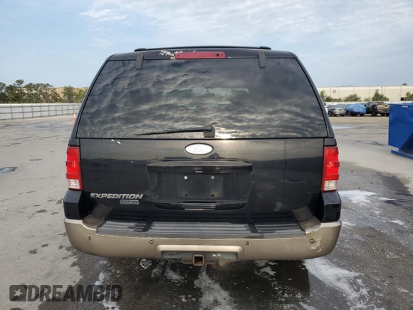 2003 Ford Expedition Eddie Bauer z VIN 1FMFU18L33LB66949, wystawiony jako Copart lot #56013995 z przebiegiem 265 551 mil mil oraz Szkoda całkowita • Salvage title. Historia ofert i sprzedaży dostępna na DreamBid. Obrazek 6.