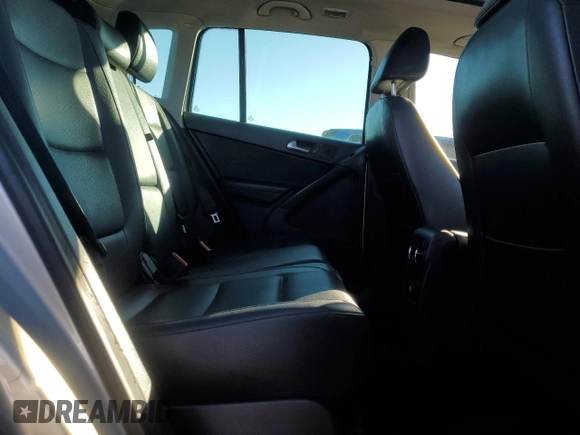 2013 Volkswagen Tiguan SE с VIN WVGBV7AX6DW515162, выставлен на аукционе Copart как лот 86622714 с пробегом 124 868 миль миль и На запчасти • Non repairable. История ставок и продаж доступна на DreamBid. Изображение 11.