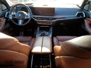2023 BMW X7 xDrive40i with VIN 5UX23EM03P9P28696, listed as a Copart auction lot 44362265 with 0 mi miles and Non Repairable. Bid and sale history available at carsss.com. Image 8.