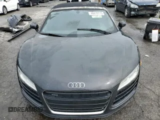 2015 Audi R8 z VIN WUASUAFG6FN000378, wystawiony jako Copart lot #48410715 z przebiegiem 19 192 mil mil oraz Tytuł czysty. Historia ofert i sprzedaży dostępna na DreamBid. Obrazek 5.