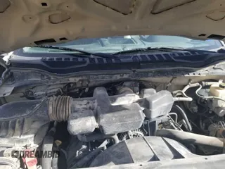 2019 Ford F-250 XL z VIN 1FT7W2B66KEC90809, wystawiony jako IAAI lot #42845140 z przebiegiem 204 526 mil mil oraz . Historia ofert i sprzedaży dostępna na DreamBid. Obrazek 28.