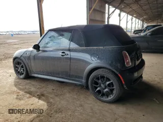 2007 MINI Convertible S z VIN WMWRH335X7TL94590, wystawiony jako Copart lot #49094295 z przebiegiem Nie podano mil oraz Szkoda całkowita • Salvage title. Historia ofert i sprzedaży dostępna na DreamBid. Obrazek 2.