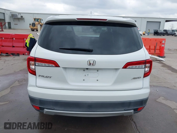 2021 Honda Pilot EX-L with VIN 5FNYF6H55MB031305, listed as a IAAI auction lot 41476636 with 58,754 mi miles. Bid and sale history available at carsss.com. Image 17.