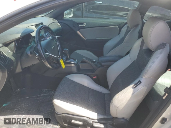 2013 Hyundai Genesis Coupe 2.0T с VIN KMHHT6KD1DU099631, выставлен на аукционе Copart как лот 53502025 с пробегом 91 972 миль миль и Списание • Salvage title. История ставок и продаж доступна на DreamBid. Изображение 7.