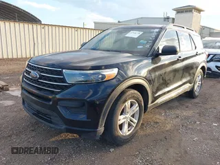 2020 Ford Explorer XLT z VIN 1FMSK7DH5LGC28692, wystawiony jako IAAI lot #42348778 z przebiegiem 107 782 mil mil oraz . Historia ofert i sprzedaży dostępna na DreamBid. Obrazek 2.