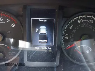 2021 Toyota Tacoma SR with VIN 3TYAX5GN2MT028470, listed as a IAAI auction lot 42514362 with 23,171 mi miles and . Bid and sale history available at DreamBid. Image 16.
