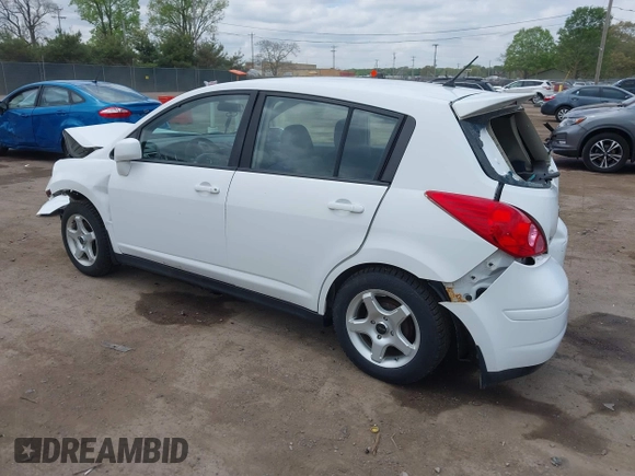 2009 Nissan Versa S с VIN 3N1BC13E29L372004, выставлен на аукционе IAAI как лот 42238770 с пробегом 100 951 миль миль и . История ставок и продаж доступна на DreamBid. Изображение 3.
