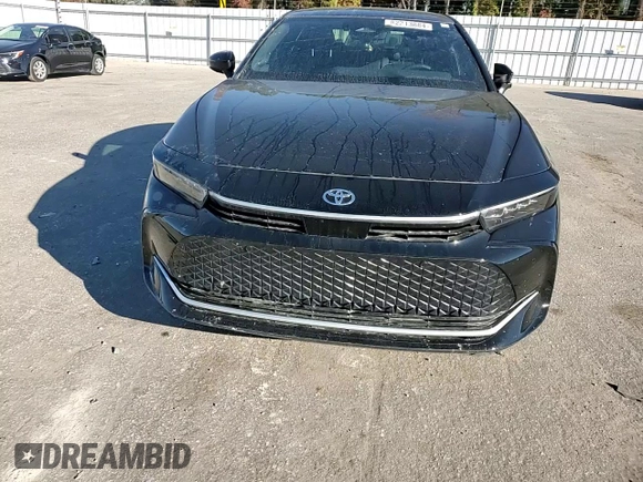 2024 Toyota Crown XLE with VIN JTDAAAAF9R3018518, listed as a Copart auction lot 82213884 with 8,183 mi miles and Salvage Title. Bid and sale history available at carsss.com. Image 11.