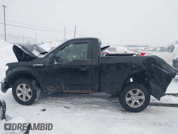 2016 Ford F-150 XL with VIN 1FTMF1C86GKE95620, listed as a IAAI auction lot 41618387 with 63,470 mi miles. Bid and sale history available at carsss.com. Image 14.