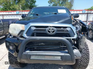 2015 Toyota Tacoma with VIN 5TFLU4EN9FX143428, listed as a IAAI auction lot 42173370 with 200,447 mi miles and . Bid and sale history available at DreamBid. Image 12.