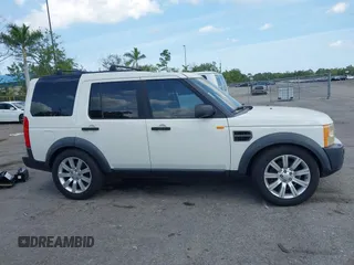 2006 Land Rover LR3 SE with VIN SALAD25416A369381, listed as a IAAI auction lot 41807834 with 229,910 mi miles. Bid and sale history available at carsss.com. Image 13.