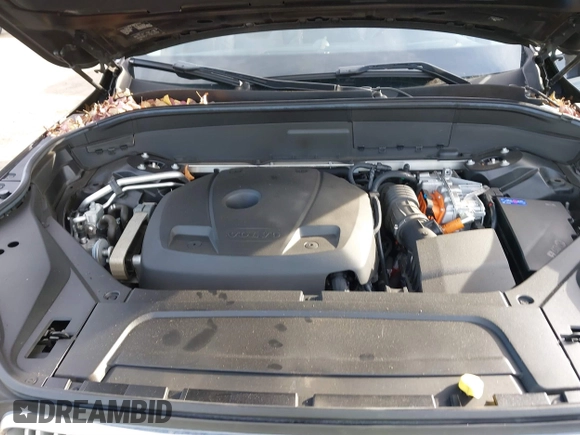 2017 Volvo XC90 Inscription with VIN YV4BC0PL3H1130745, listed as a IAAI auction lot 41627204 with 101,443 mi miles. Bid and sale history available at carsss.com. Image 10.