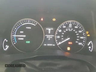 2013 Lexus ES 300h z VIN JTHBW1GG9D2033782, wystawiony jako Copart lot #60403455 z przebiegiem 265 567 mil mil oraz Szkoda całkowita • Salvage title. Historia ofert i sprzedaży dostępna na DreamBid. Obrazek 9.