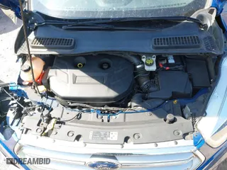 2017 Ford Escape SE with VIN 1FMCU0G95HUB75348, listed as a IAAI auction lot 41790288 with 55,129 mi miles. Bid and sale history available at carsss.com. Image 10.