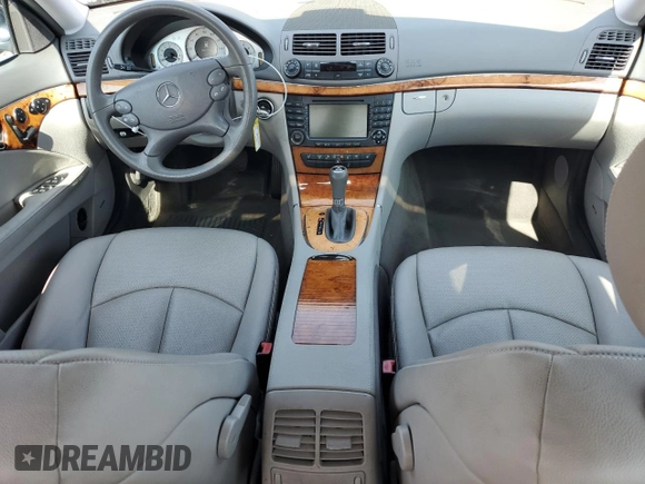 2008 Mercedes-Benz E 350 Luxury with VIN WDBUF87X18B264912, listed as a Copart auction lot 54008535 with 89,164 mi miles and Salvage Title. Bid and sale history available at DreamBid. Image 8.