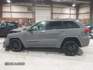 2020 Jeep Grand Cherokee Altitude with VIN 1C4RJFAG7LC137913, listed as a IAAI auction lot 41655158 with 51,131 mi miles. Bid and sale history available at carsss.com. Image 14.