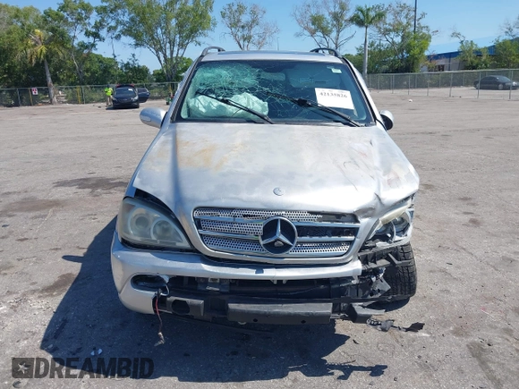 2004 Mercedes-Benz M 350 with VIN 4JGAB57E84A472827, listed as a IAAI auction lot 42135826 with 221,174 mi miles and . Bid and sale history available at DreamBid. Image 11.
