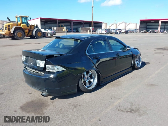 2004 Acura TSX z VIN JH4CL95844C033917, wystawiony jako IAAI lot #42075581 z przebiegiem 212 186 mil mil oraz . Historia ofert i sprzedaży dostępna na DreamBid. Obrazek 4.