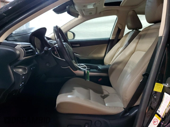 2017 Lexus IS 200t z VIN JTHBA1D22H5049141, wystawiony jako Copart lot #50064785 z przebiegiem 78 542 mil mil oraz Szkoda całkowita • Salvage title. Historia ofert i sprzedaży dostępna na DreamBid. Obrazek 7.