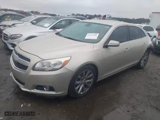 2013 Chevrolet Malibu LT with VIN 1G11E5SAXDF172380, listed as a IAAI auction lot 41535891 with 174,624 mi miles. Bid and sale history available at carsss.com. Image 18.