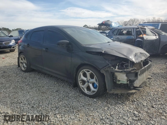 2014 Ford Focus ST with VIN 1FADP3L93EL365213, listed as a Copart auction lot 47104265 with 95,418 mi miles and Salvage Title. Bid and sale history available at carsss.com. Image 4.