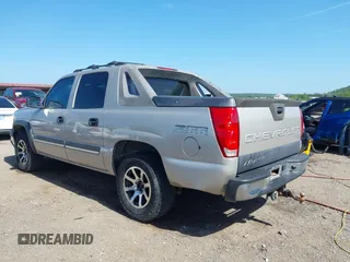 2004 Chevrolet Avalanche Z66 z VIN 3GNEC12T64G264908, wystawiony jako IAAI lot #42514551 z przebiegiem 250 862 mil mil oraz . Historia ofert i sprzedaży dostępna na DreamBid. Obrazek 3.