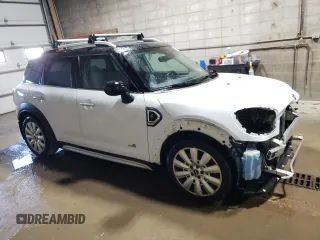 2020 MINI Countryman Cooper S with VIN WMZYX1C01L3L52717, listed as a Copart auction lot 61207495 with 85,996 mi miles and Salvage title. Bid and sale history available at DreamBid. Image 4.