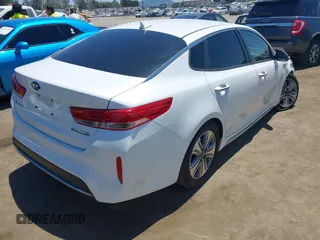 2017 Kia Optima EX z VIN KNAGV4LD9H5013282, wystawiony jako IAAI lot #42218247 z przebiegiem 63 878 mil mil oraz . Historia ofert i sprzedaży dostępna na DreamBid. Obrazek 4.