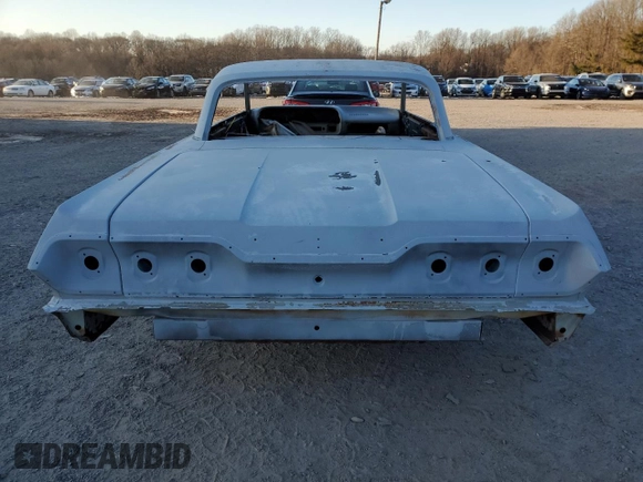 1963 Chevrolet Impala z VIN 31847B122571, wystawiony jako Copart lot #45565345 z przebiegiem Nie podano mil oraz Czysty tytuł • Clean title. Historia ofert i sprzedaży dostępna na DreamBid. Obrazek 6.