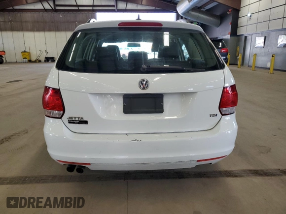 2014 Volkswagen Jetta TDI w/Sunroof & Nav with VIN 3VWPL7AJ3EM611339, listed as a Copart auction lot 54204965 with 142,231 mi miles and Clean title. Bid and sale history available at DreamBid. Image 6.