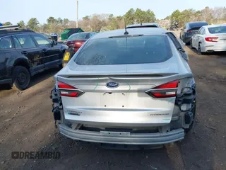 2019 Ford Fusion Titanium with VIN 3FA6P0SU8KR212370, listed as a IAAI auction lot 42114934 with 42,521 mi miles and . Bid and sale history available at DreamBid. Image 16.
