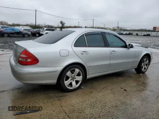 2004 Mercedes-Benz E 320 with VIN WDBUF65J04A518015, listed as a Copart auction lot 51926545 with 198,741 mi miles and Salvage Title. Bid and sale history available at carsss.com. Image 3.