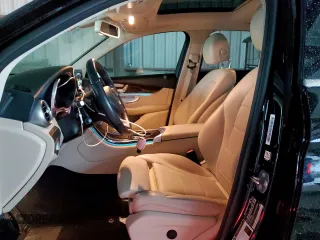 2019 Mercedes-Benz GLC 300 with VIN WDC0G4JB2KF587198, listed as a Copart auction lot 60434795 with 74,546 mi miles and Salvage title. Bid and sale history available at DreamBid. Image 7.