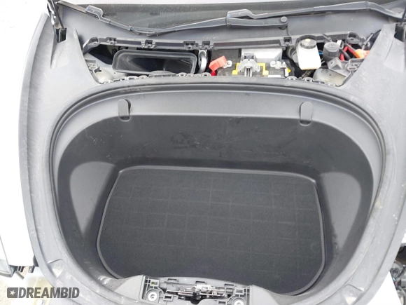 2019 Tesla Model 3 Long Range with VIN 5YJ3E1EB2KF361541, listed as a IAAI auction lot 41859373 with 54,664 mi miles. Bid and sale history available at carsss.com. Image 10.