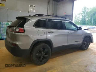 2019 Jeep Cherokee Altitude с VIN 1C4PJMLX0KD367701, выставлен на аукционе Copart как лот 55210775 с пробегом 64 079 миль миль и Списание • Salvage title. История ставок и продаж доступна на DreamBid. Изображение 3.