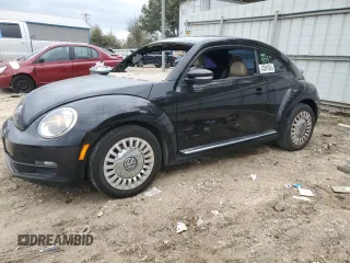 2016 Volkswagen Beetle SE с VIN 3VWJ17AT4GM608014, выставлен на аукционе Copart как лот 43591045 с пробегом Не указан миль и Списание • Salvage title. История ставок и продаж доступна на DreamBid. Изображение 1.