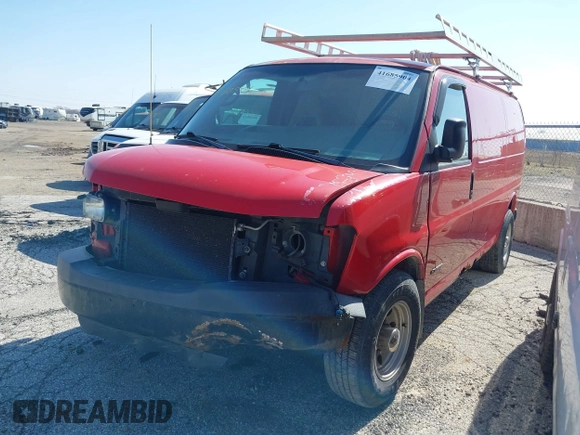 2004 Chevrolet Express Cargo z VIN 1GCHG35U441202707, wystawiony jako IAAI lot #41685904 z przebiegiem 257 847 mil mil oraz . Historia ofert i sprzedaży dostępna na DreamBid. Obrazek 2.