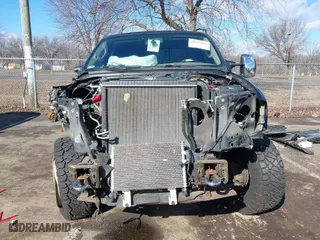 2006 Ford Super Duty F-250 XL with VIN 1FTSW21P76EA63915, listed as a IAAI auction lot 41525154 with 68,147 mi miles. Bid and sale history available at carsss.com. Image 13.
