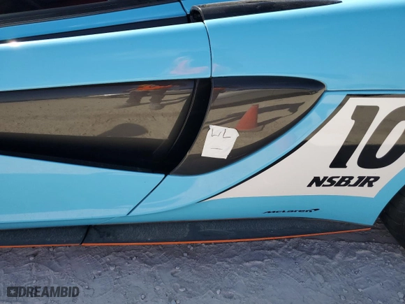 2017 McLaren 570S with VIN SBM13DAA8HW001360, listed as a Copart auction lot 75650664 with 0 mi miles and Salvage Title. Bid and sale history available at carsss.com. Image 12.