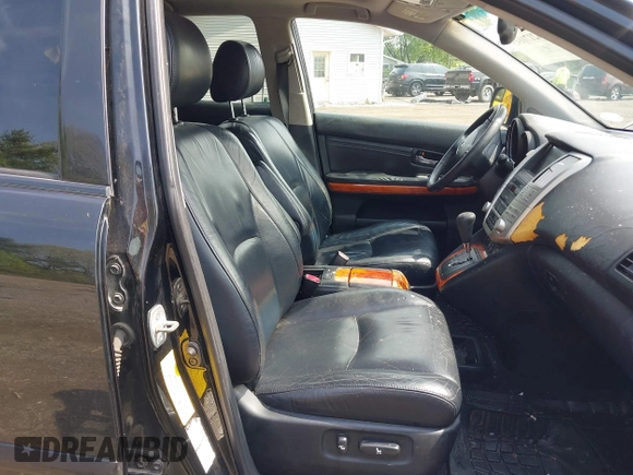 2004 Lexus RX 330 with VIN 2T2HA31U74C033247, listed as a IAAI auction lot 42171643 with 200,510 mi miles. Bid and sale history available at carsss.com. Image 5.