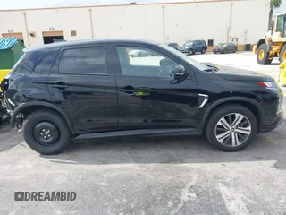 2024 Mitsubishi Outlander S z VIN JA4ARUAU3RU014400, wystawiony jako IAAI lot #41983269 z przebiegiem 22 489 mil mil oraz . Historia ofert i sprzedaży dostępna na DreamBid. Obrazek 14.