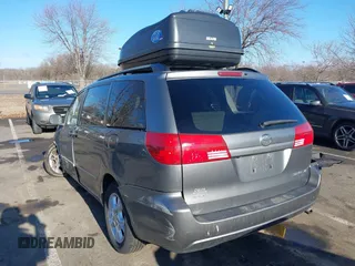 2005 Toyota Sienna XLE with VIN 5TDZA22CX5S284040, listed as a IAAI auction lot 41687083 with 191,388 mi miles and . Bid and sale history available at DreamBid. Image 3.