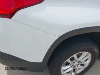 2020 Chevrolet Traverse LS z VIN 1GNERFKW4LJ163269, wystawiony jako IAAI lot #42138503 z przebiegiem 161 619 mil mil oraz . Historia ofert i sprzedaży dostępna na DreamBid. Obrazek 18.