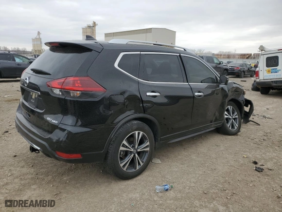 2020 Nissan Rogue SV with VIN JN8AT2MV5LW100842, listed as a Copart auction lot 49470395 with 13,344 mi miles and Salvage Title. Bid and sale history available at carsss.com. Image 3.