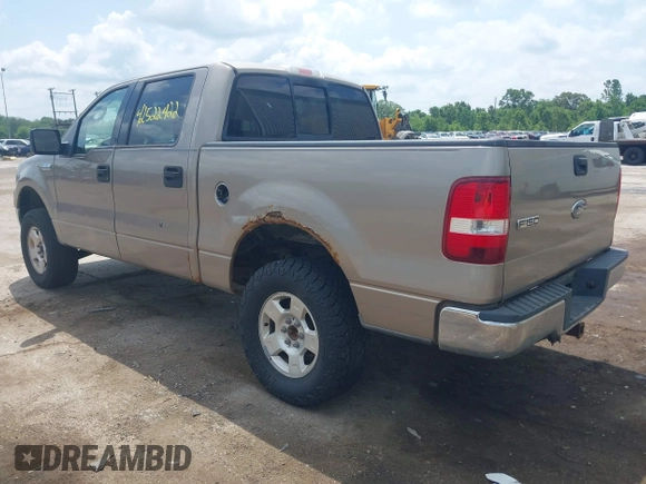 2004 Ford F-150 XLT z VIN 1FTPW145X4KA58345, wystawiony jako IAAI lot #42522422 z przebiegiem Nie podano mil oraz . Historia ofert i sprzedaży dostępna na DreamBid. Obrazek 3.