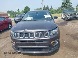 2019 Jeep Compass High Altitude z VIN 3C4NJDCB0KT817868, wystawiony jako IAAI lot #42412551 z przebiegiem 32 916 mil mil oraz . Historia ofert i sprzedaży dostępna na DreamBid. Obrazek 12.