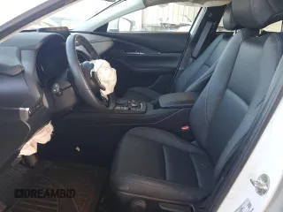 2022 Mazda CX-30 S Select z VIN 3MVDMBBL0NM457547, wystawiony jako Copart lot #55228905 z przebiegiem Nie podano mil oraz Szkoda całkowita • Salvage title. Historia ofert i sprzedaży dostępna na DreamBid. Obrazek 7.