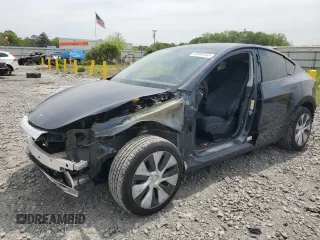 2024 Tesla Model Y Long Range с VIN 7SAYGDEE3RF994087, выставлен на аукционе Copart как лот 53055445 с пробегом 38 032 миль миль и Списание • Salvage title. История ставок и продаж доступна на DreamBid. Изображение 1.